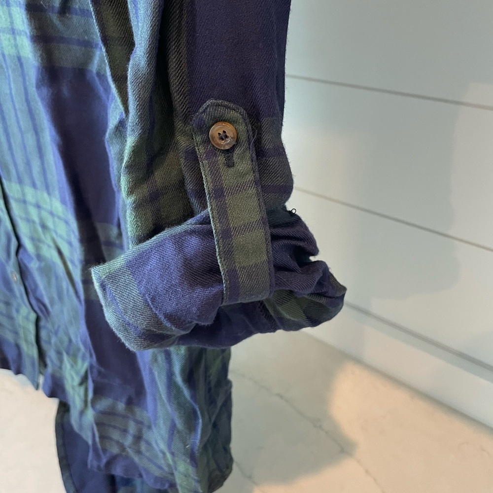 Thread and Supply women’s plaid shirt - Picture 3 of 3